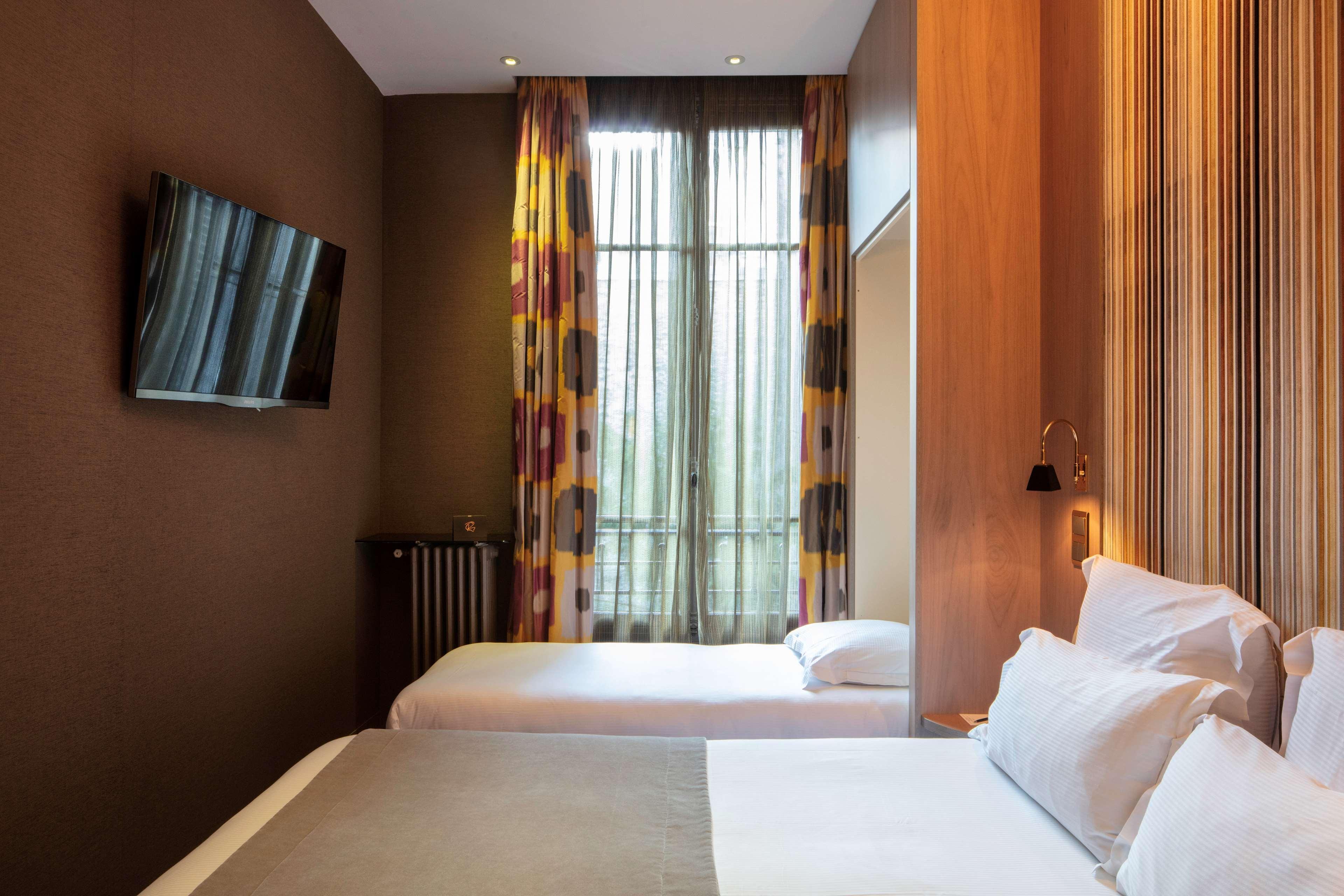 Hotel Regent'S Garden - Astotel Paris Exterior photo