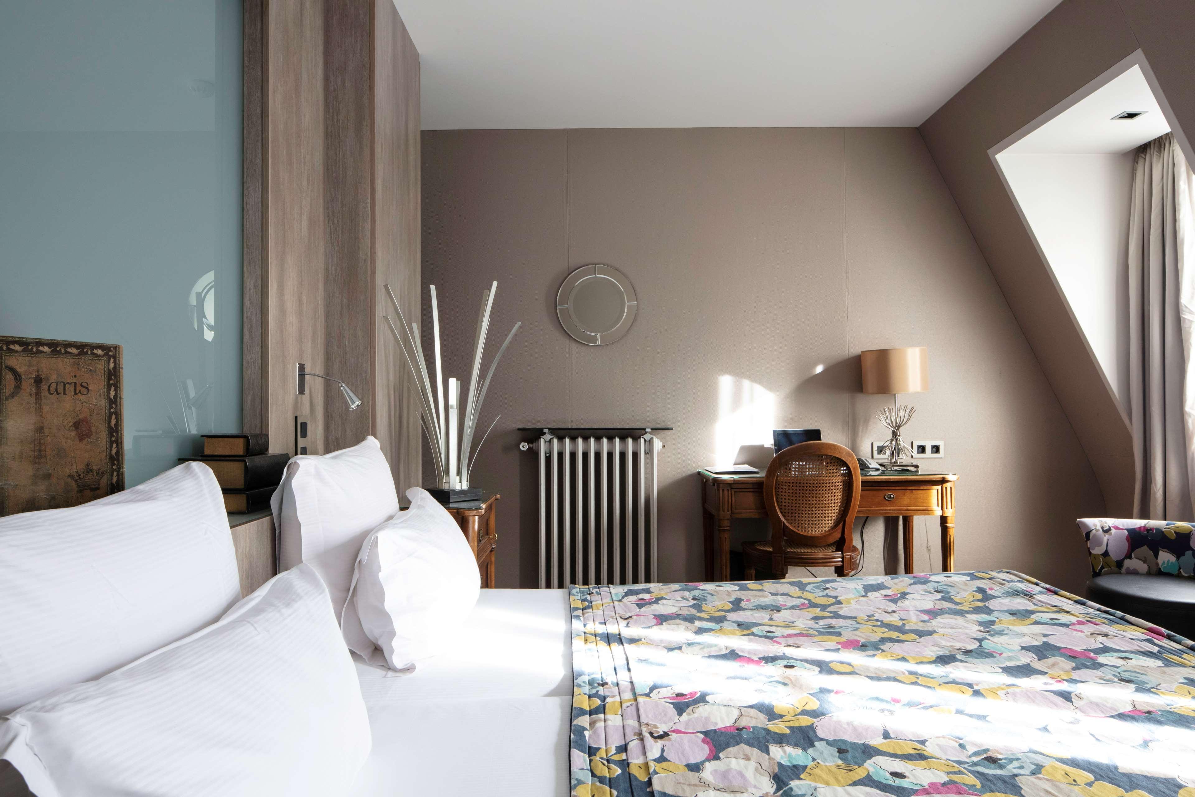 Hotel Regent'S Garden - Astotel Paris Exterior photo