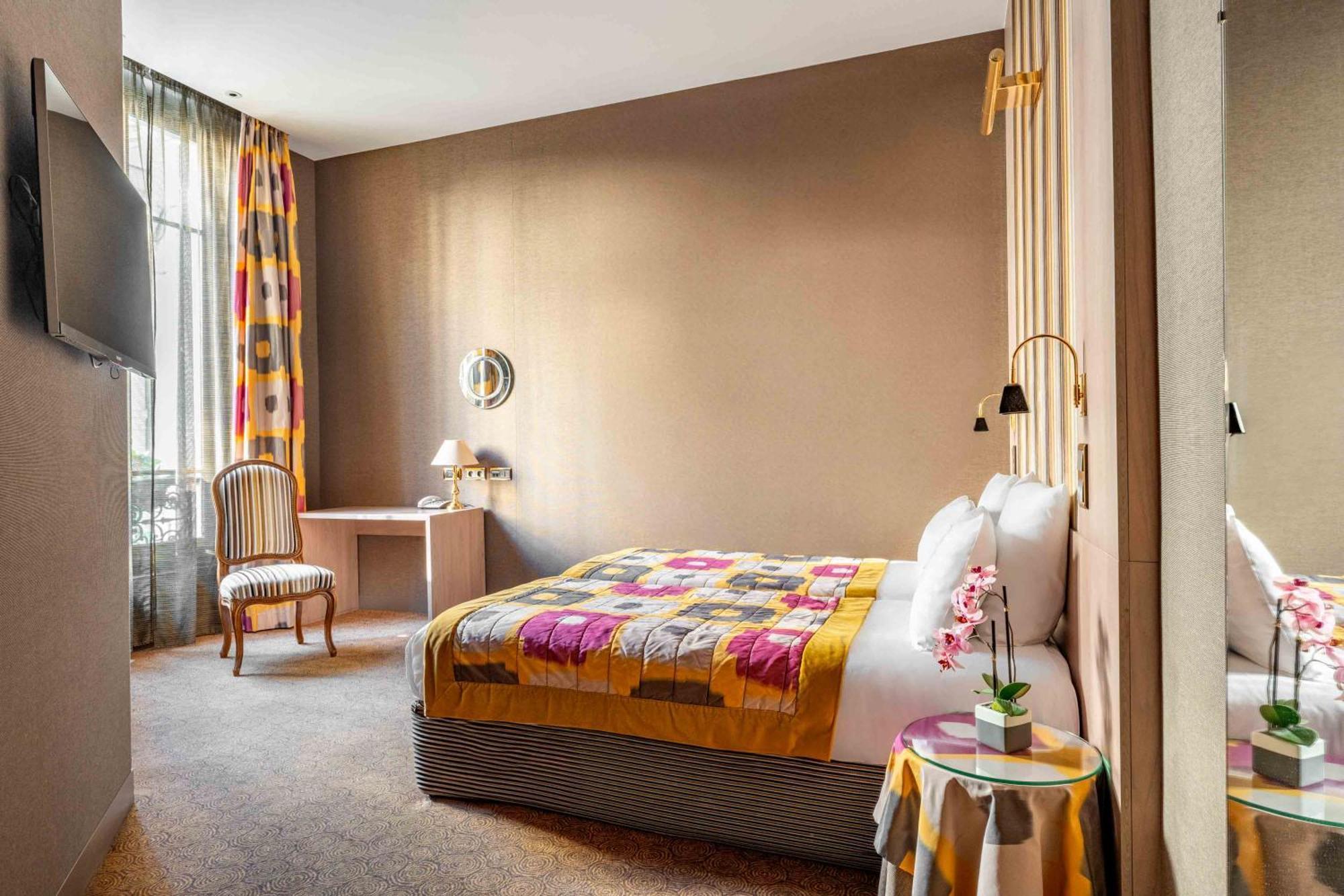Hotel Regent'S Garden - Astotel Paris Exterior photo